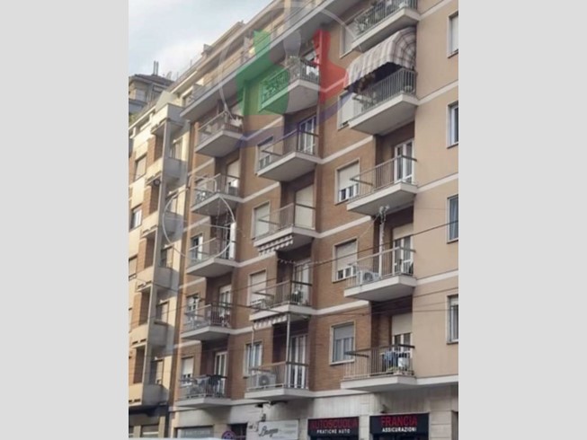 Quadrilocale in Vendita a Torino, 229'000&euro;, 95 m²