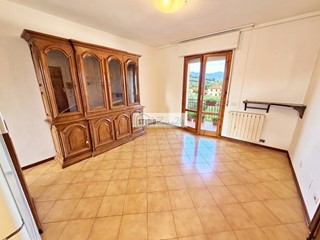 Quadrilocale in Vendita a Pietrasanta, 220'000&euro;, 80 m²