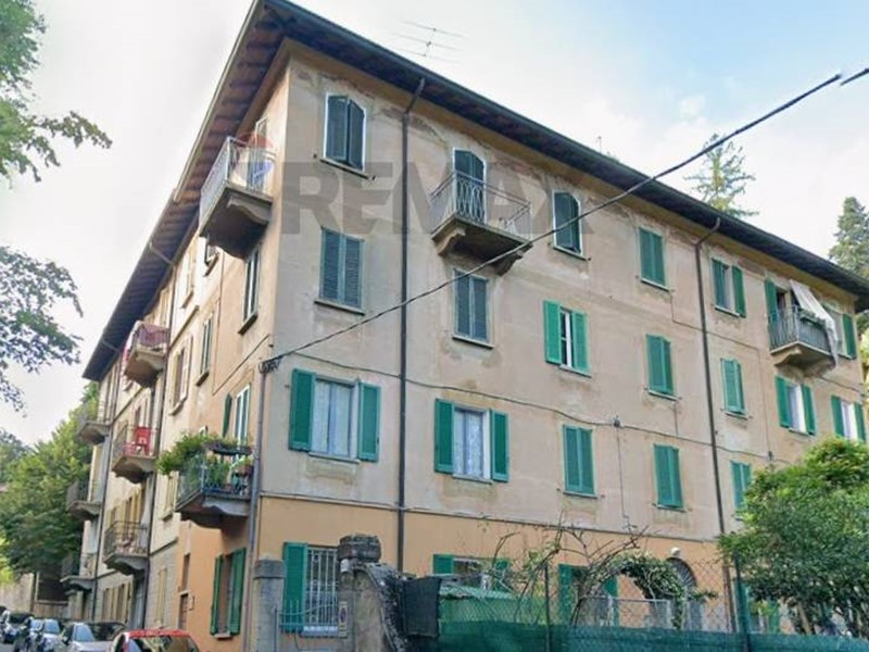Bilocale in Affitto a Varese, 650&euro;, 66 m²