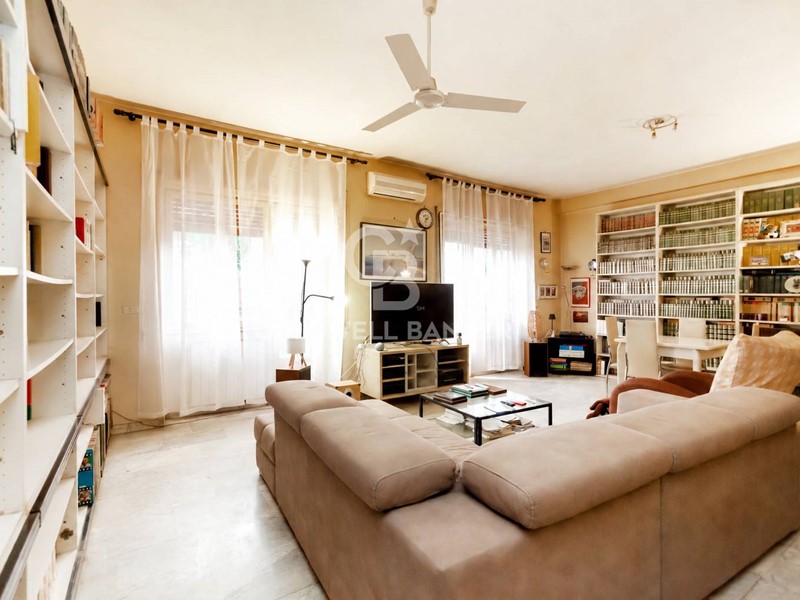 Quadrilocale in Vendita a Roma, 380'000&euro;, 133 m²
