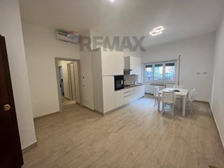 Trilocale in Vendita a Roma, 304'500&euro;, 74 m²