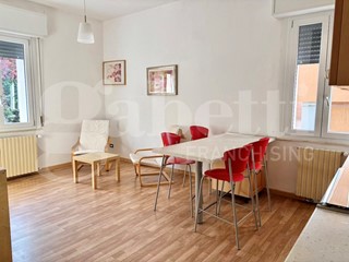 Trilocale in Vendita a Parma, 190'000&euro;, 75 m²