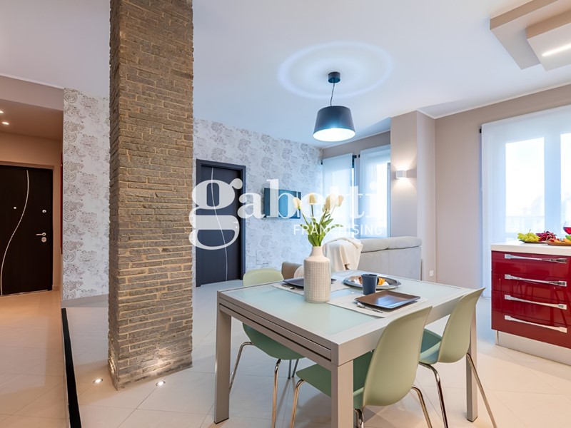 Trilocale in Vendita a Torino, 220'000&euro;, 80 m²