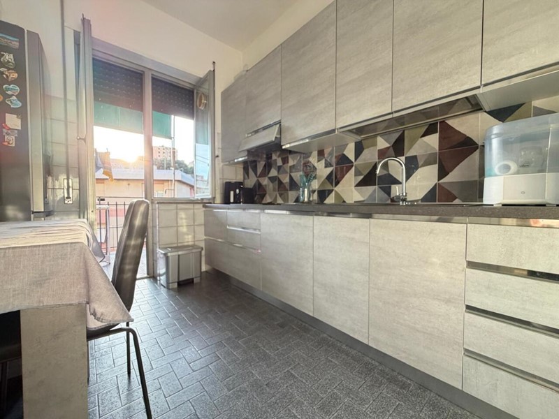 Appartamento in Affitto a Genova, zona Sampierdarena, 600&euro;, 91 m²