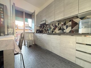 Appartamento in Affitto a Genova, zona Sampierdarena, 600&euro;, 91 m²