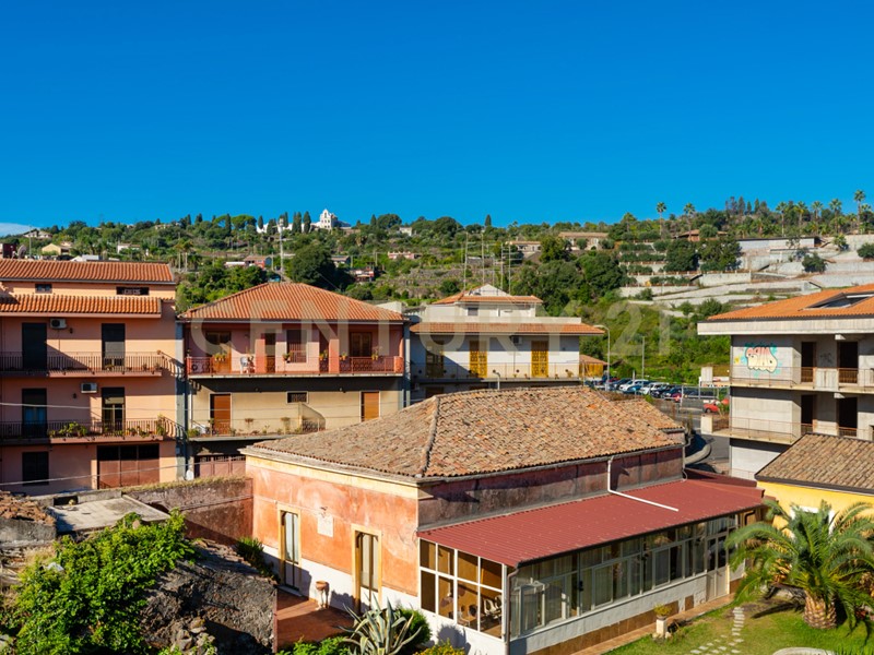 Bilocale in Vendita a Aci Catena, 75'000&euro;, 70 m²