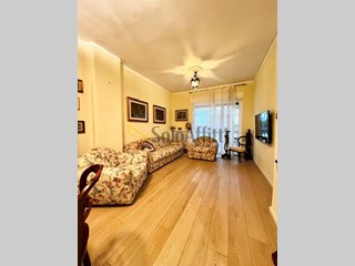 Trilocale in Affitto a Bari, zona Poggiofranco, 1'000&euro;, 100 m², arredato