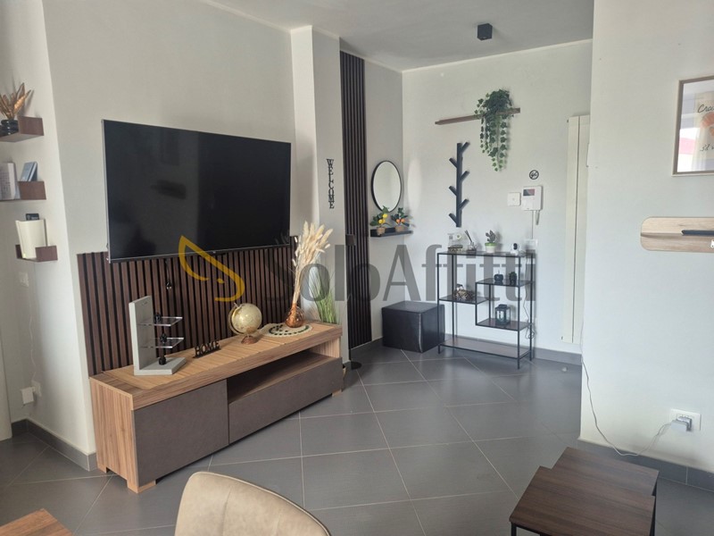 Trilocale in Affitto a Francavilla al Mare, zona Val di Foro, 650&euro;, 76 m², arredato