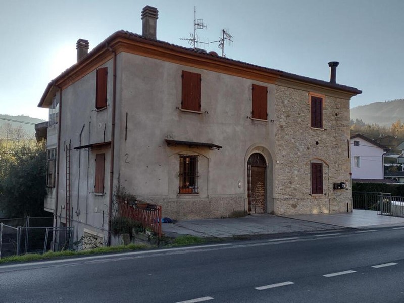 Appartamento in Vendita a Civitella di Romagna, 43'315&euro;, 202 m²
