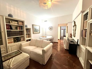 Quadrilocale in Affitto a Livorno, 1'000&euro;, 115 m², arredato