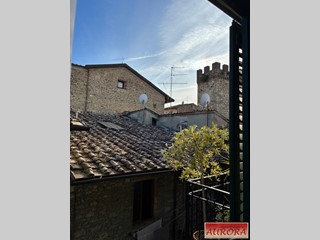 Quadrilocale in Vendita a Poggibonsi, 170'000&euro;, 88 m², arredato