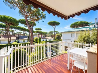 Appartamento in Vendita a Camaiore, zona Lido di Camaiore, 395'000&euro;, 86 m²
