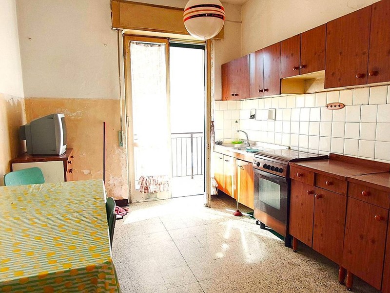 Appartamento in Vendita a Cengio, 35'000&euro;, 100 m²