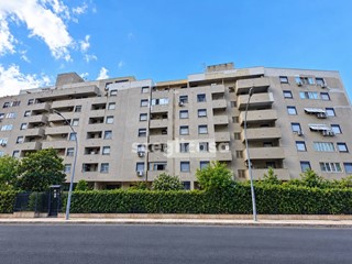 Appartamento in Vendita a Palermo, 229'000&euro;, 150 m²