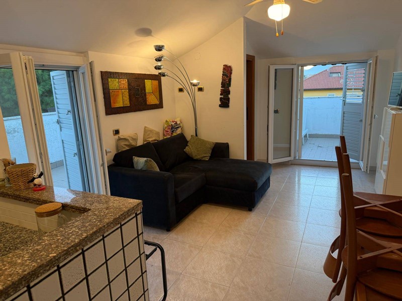 Quadrilocale in Affitto a Alba Adriatica, 600&euro;, 90 m²