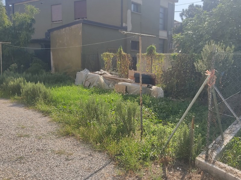 Appartamento in Vendita a Adria, 50'000&euro;, 75 m², con Box