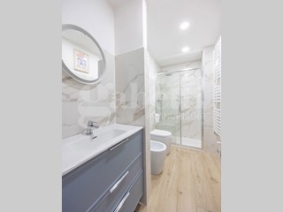 Bilocale in Vendita a Bologna, 220'000&euro;, 46 m²
