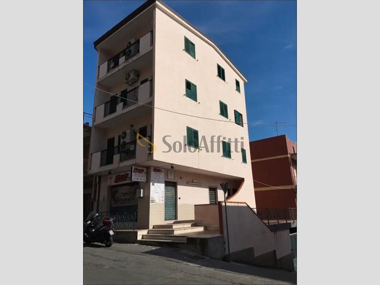 Bilocale in Affitto a Reggio Calabria, zona Reggio Campi, 320&euro;, 55 m²