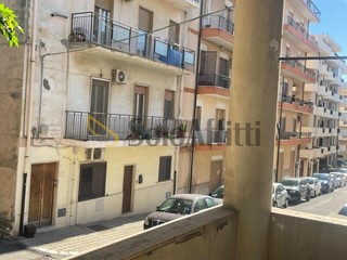 Quadrilocale in Affitto a Reggio Calabria, zona UniversitÃ, 500&euro;, 120 m², arredato