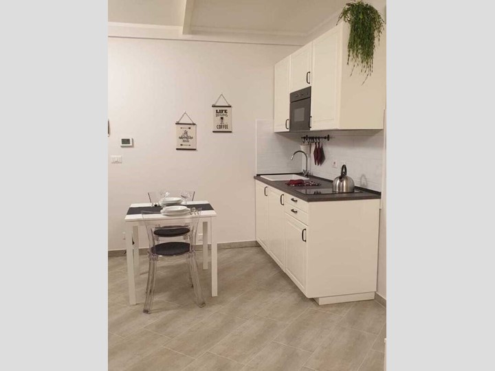 Bilocale in Vendita a Torino, 125'000&euro;, 31 m², arredato