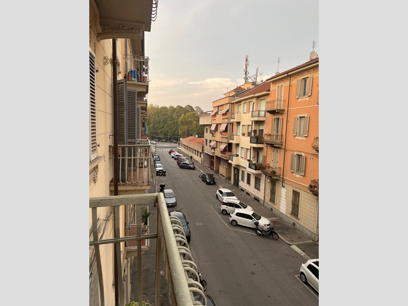 Appartamento in Vendita a Torino, 265'000&euro;, 93 m²