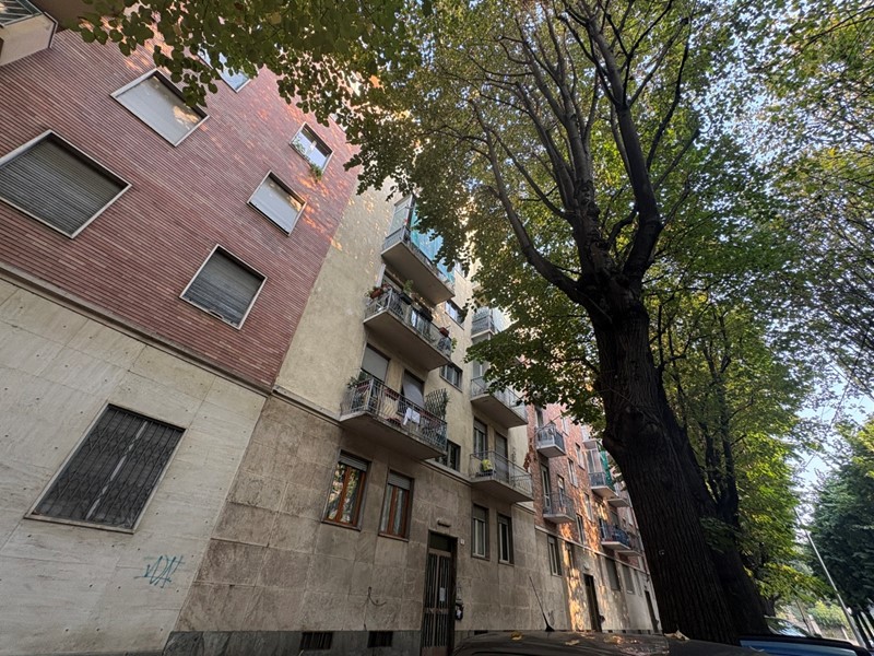 Trilocale in Affitto a Torino, 1'000&euro;, 70 m², arredato