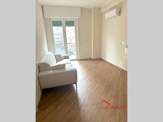 Appartamento in Affitto a Genova, zona Sestri Ponente, 720&euro;, 75 m²