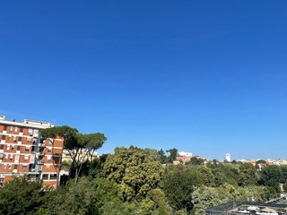 Bilocale in Vendita a Roma, zona Battistini, 370'000&euro;, 110 m²