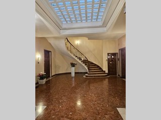 Appartamento in Vendita a Firenze, 730'000&euro;, 165 m²