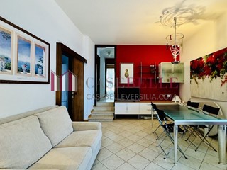 Appartamento in Affitto a Pietrasanta, zona Tonfano, 8'500&euro;, 110 m², arredato