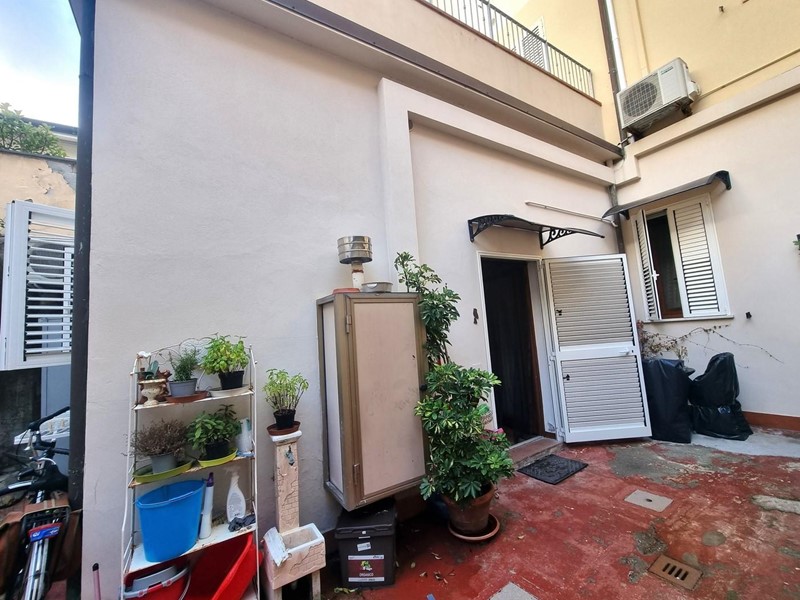 Bilocale in Vendita a Viareggio, 165'000&euro;, 42 m², arredato