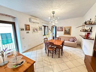 Trilocale in Vendita a Rio, zona Rio nell'Elba, 143'000&euro;, 61 m²