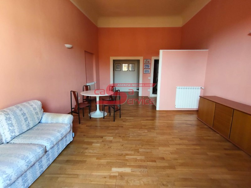 Bilocale in Affitto a Pescia, 530&euro;, 55 m², arredato