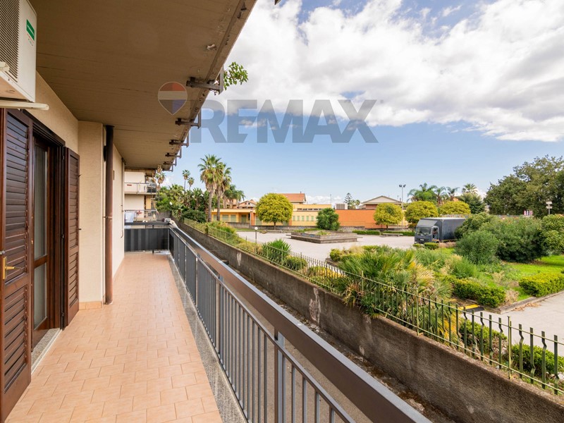 Trilocale in Vendita a Aci Catena, 167'000&euro;, 100 m²