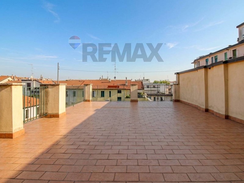 Appartamento in Vendita a Milano, 1'248'700&euro;, 203 m²