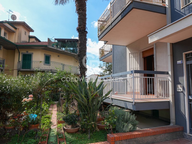 Quadrilocale in Vendita a Catania, 135'000&euro;, 122 m²