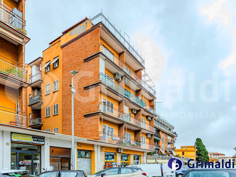 Bilocale in Vendita a Roma, 260'000&euro;, 50 m², arredato