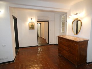 Appartamento in Affitto a Genova, zona Centro, 700&euro;, 85 m², arredato
