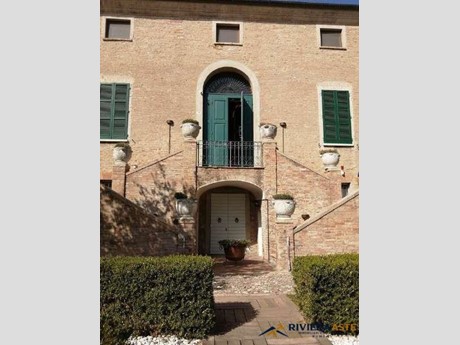 Trilocale in Vendita a Ravenna, 60'375&euro;, 147 m²