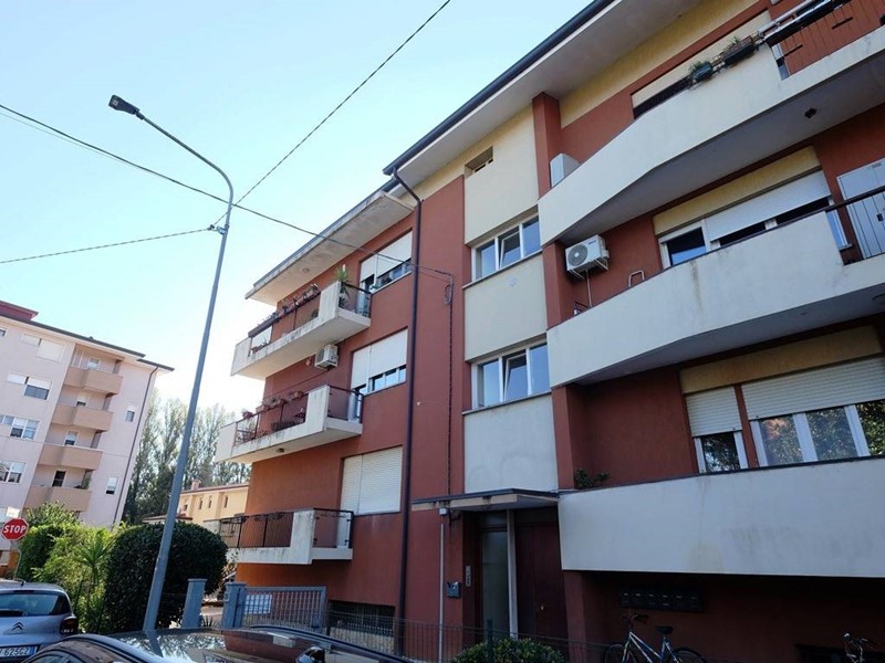 Appartamento in Vendita a Pordenone, 139'000&euro;, 130 m²