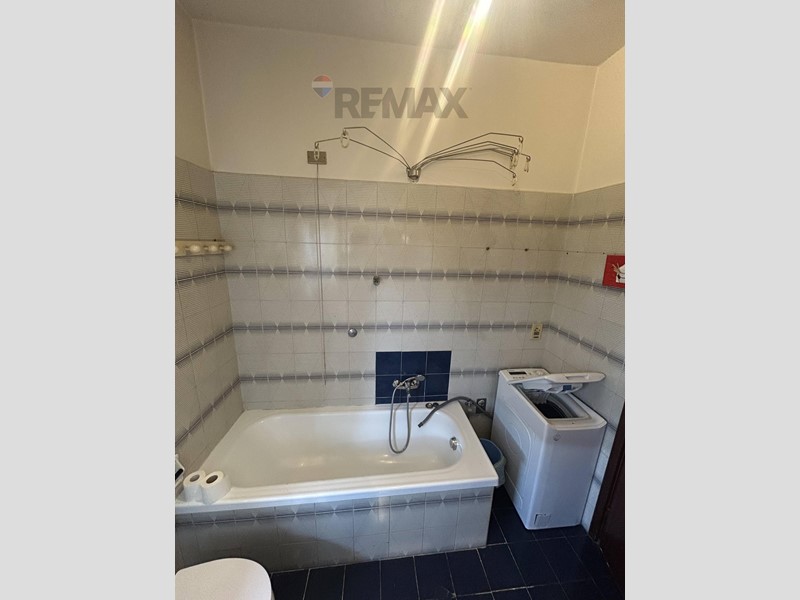 Bilocale in Vendita a Brescia, 165'000&euro;, 80 m²