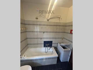 Bilocale in Vendita a Brescia, 165'000&euro;, 80 m²