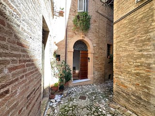 Appartamento in Vendita a Fermo, 168'000&euro;, 158 m²