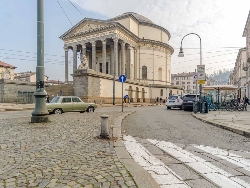Bilocale in Vendita a Torino, 116'000&euro;, 40 m²