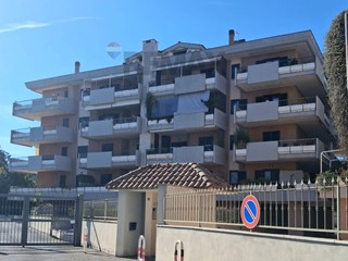 Bilocale in Affitto a Bracciano, 770&euro;, 54 m²