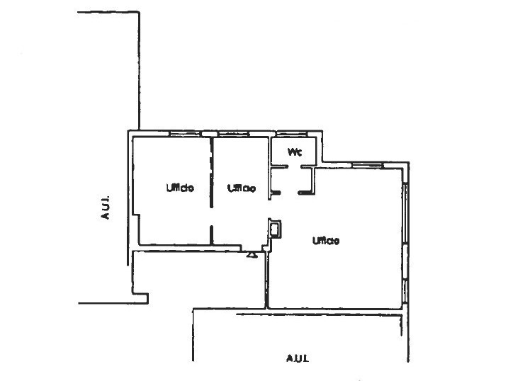 Ufficio in Vendita a Varese, 45'000&euro;, 69 m²