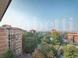 Bilocale in Vendita a Milano, 285'000&euro;, 66 m², con Box