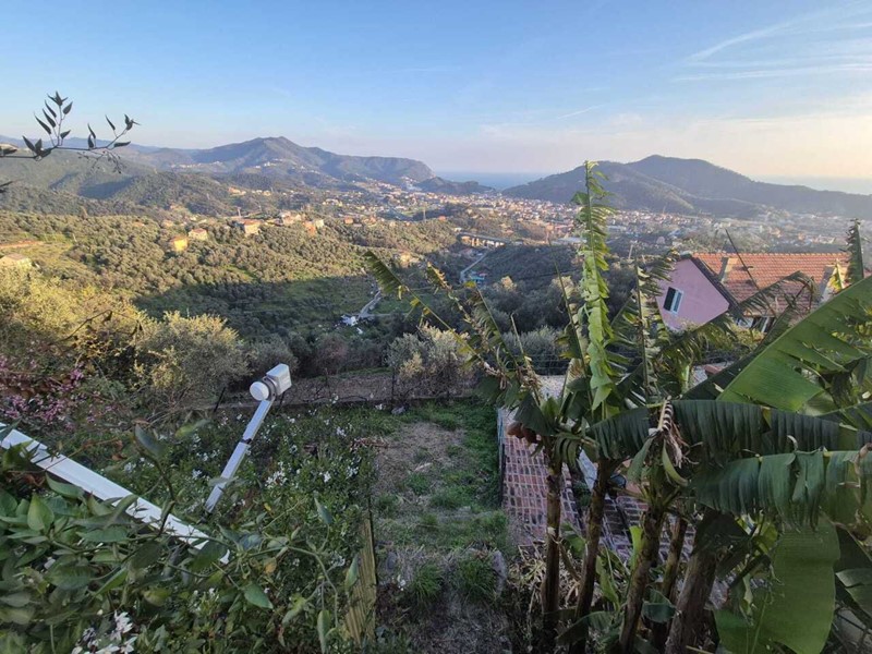 Appartamento in Affitto a Sestri Levante, 700&euro;, 90 m²