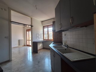 Appartamento in Vendita a Vicenza, 195'000&euro;, 180 m², con Box