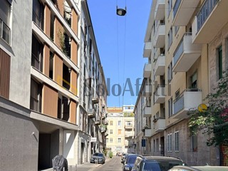 Bilocale in Affitto a Milano, zona Centro, 1'400&euro;, 50 m², arredato